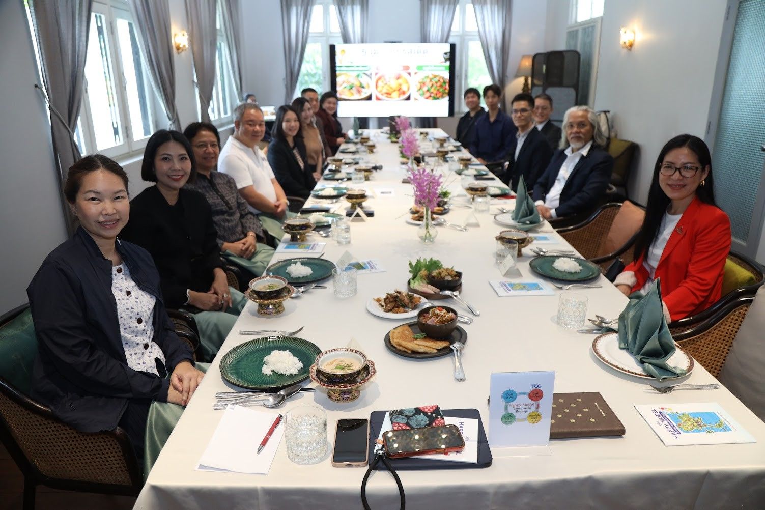 กิจกรรม Table with the Guest ซีรีส์ “กินดี” โดยคณะกรรมการการท่องเที่ยวคุณภาพสูง มุ่งยกระดับอาหารถิ่นไทยสู่ Soft Power และการท่องเที่ยวคุณภาพสูง ผ่านเครือข่ายธุรกิจและ Happy Model