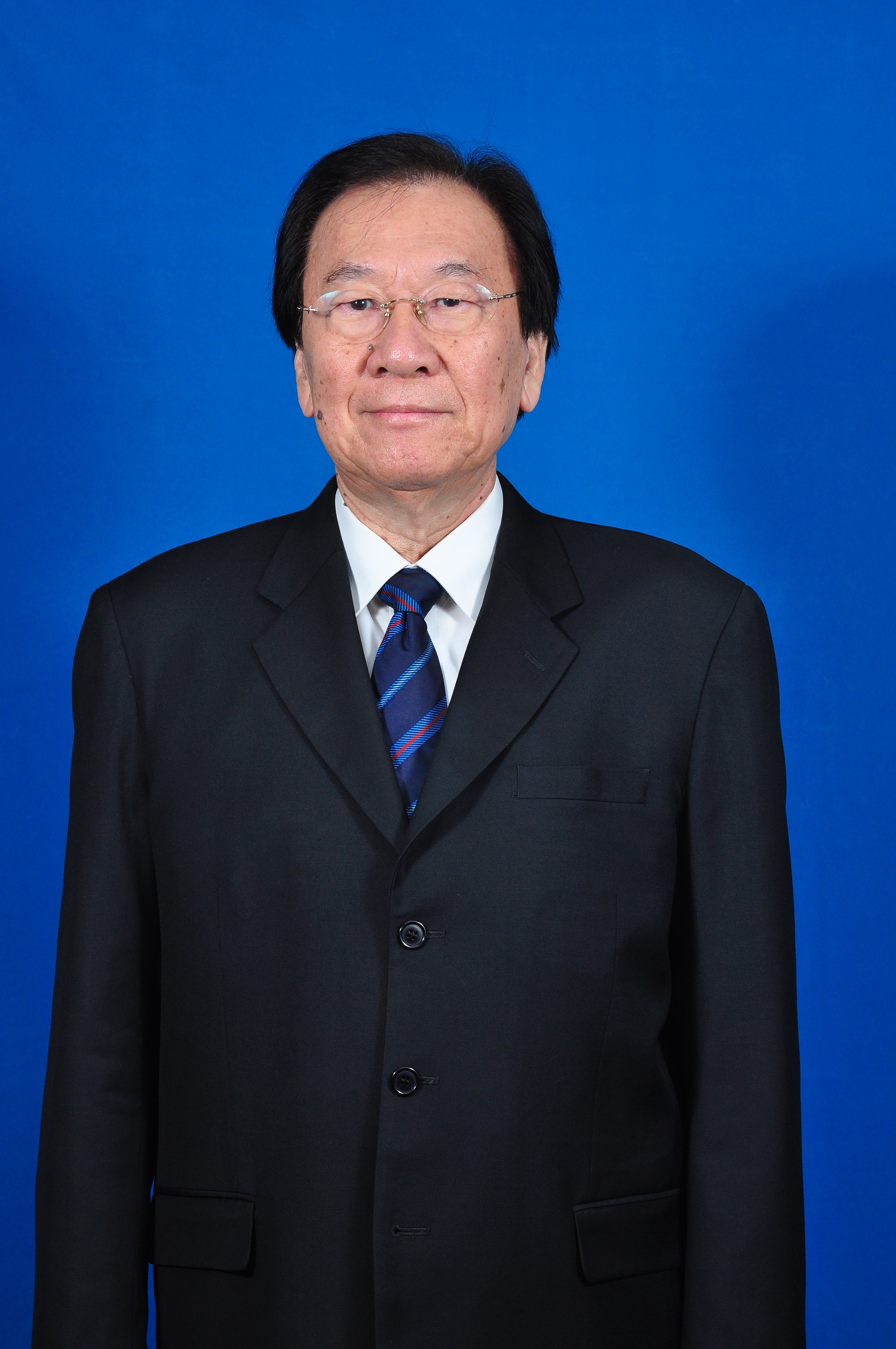 คุณสมเกียรติ อนุราษฎร์